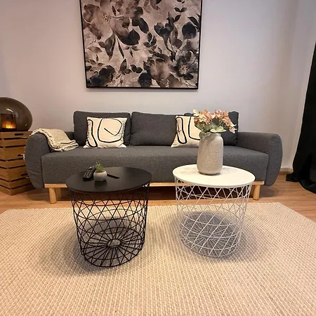 Apartman Stage One *