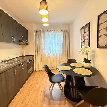 Apartman Stage One *